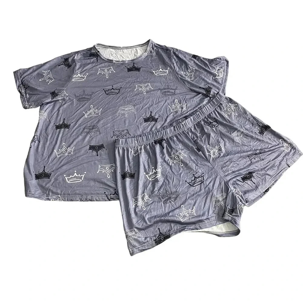 Womens Silky Crown Pajama set size 4XL